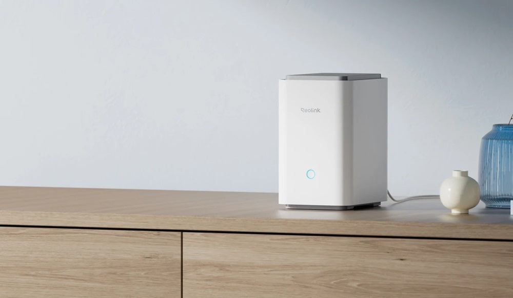 Reolink Home Hub PRO P1, wireless security hub with Multi-Device Management, 2TB HDD, WiFi 6