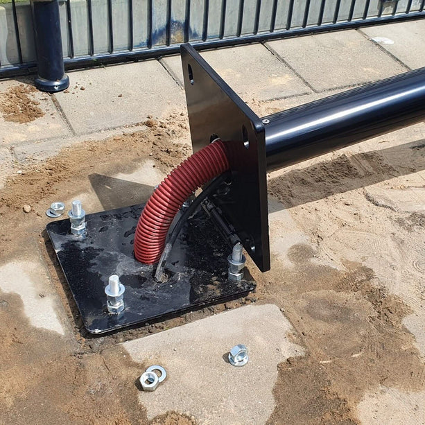 AlarmsysteemExpert.nl Ronde cameramast met kantelanker 3 meter Ø 90mm