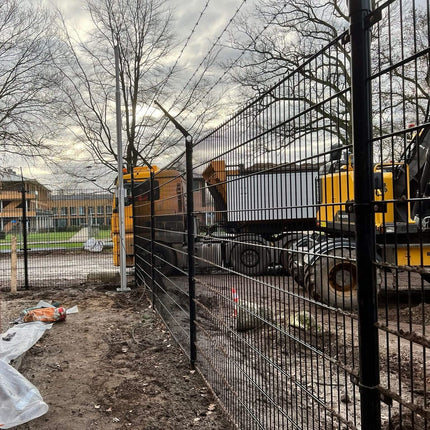 AlarmsysteemExpert.nl Verjongde cameramast met kantelanker en inspectieluik, 6 meter